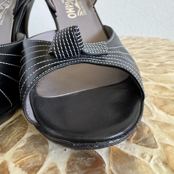 Salvatore Ferragamo Black Slingback Heels Peep-Toe Leather Sandals size 8.5B - Picture 5 of 12